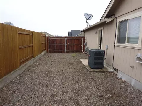 1089 Highlands Dr, Eagle Point, OR 97524 photo 16