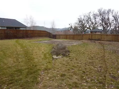 1089 Highlands Dr, Eagle Point, OR 97524 photo 17