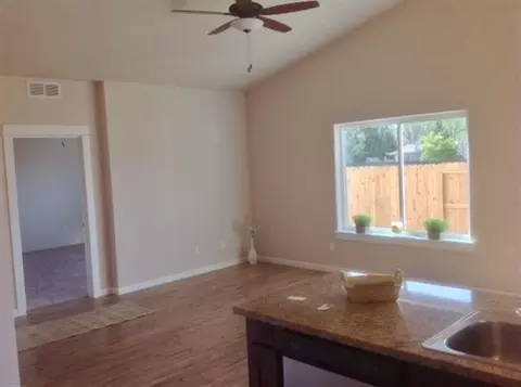 308 Everett Way, Talent, OR 97540 photo 6