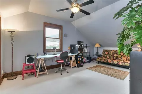 867 E Main St, Ashland, OR 97520 photo 11