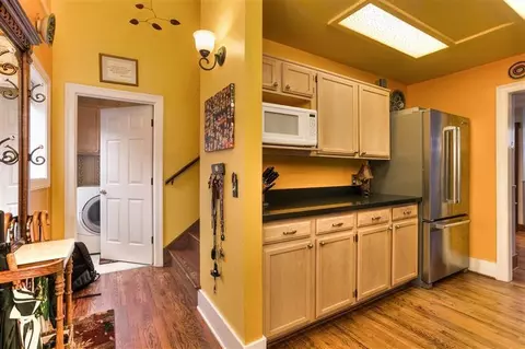 867 E Main St, Ashland, OR 97520 photo 7