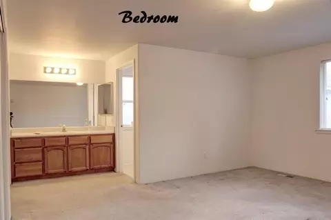 527 S C St, Phoenix, OR 97535 photo 19