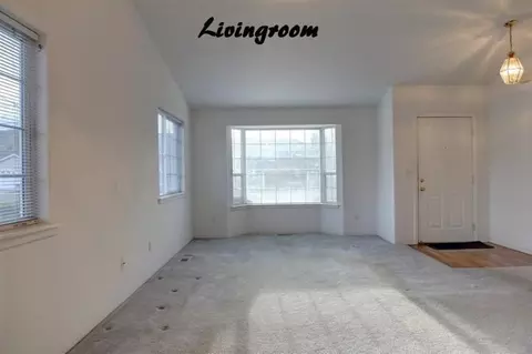 527 S C St, Phoenix, OR 97535 photo 13