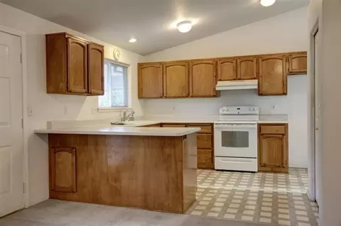 527 S C St, Phoenix, OR 97535 photo 15