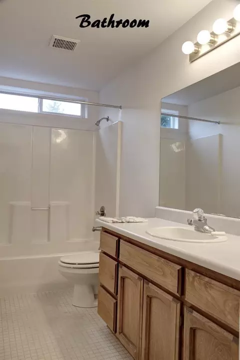 527 S C St, Phoenix, OR 97535 photo 21