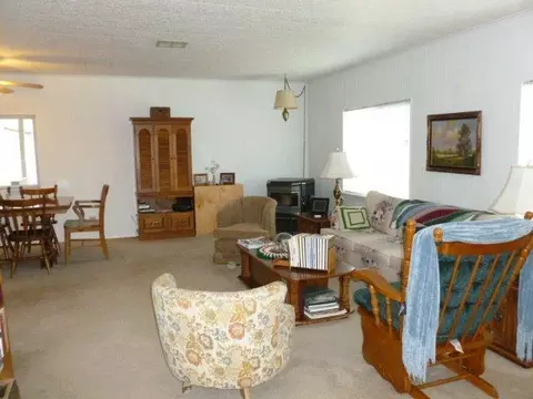262 Summit Loop, Grants Pass, OR 97527 photo 4