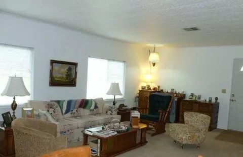 262 Summit Loop, Grants Pass, OR 97527 photo 3