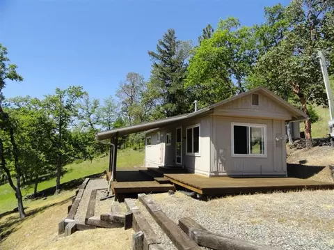 2545 Crowfoot Rd, Eagle Point, OR 97524 photo 8