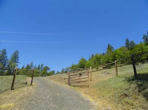 2545 Crowfoot Rd, Eagle Point, OR 97524 photo 15