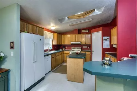 3096 Dodge Rd, Eagle Point, OR 97524 photo 5