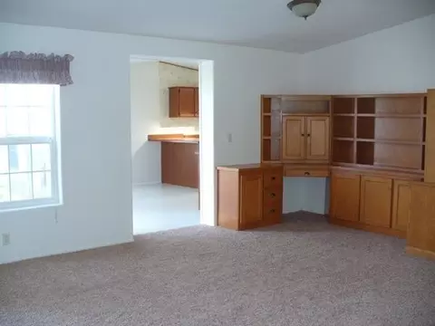 6942 Pinehurst, Central Point, OR 97502 photo 5