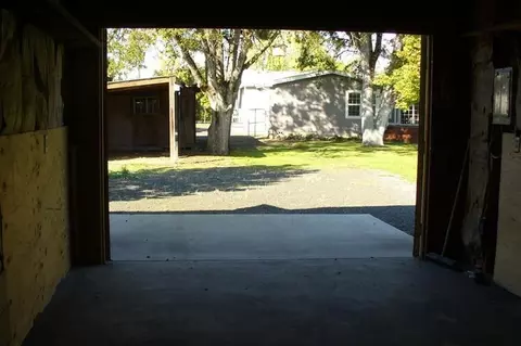 6942 Pinehurst, Central Point, OR 97502 photo 17
