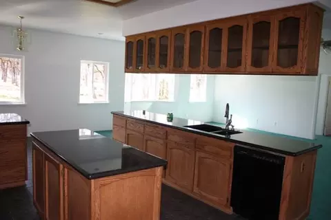 664 Mountain View Dr, Eagle Point, OR 97524 photo 9