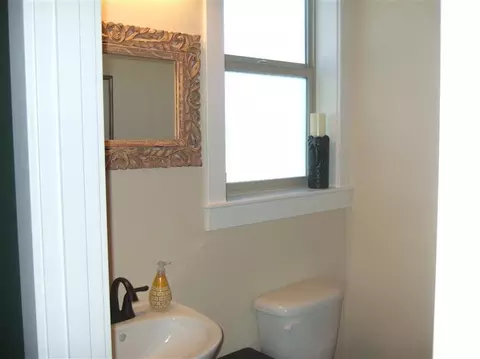 1070 N Haskell St, Central Point, OR 97502 photo 13