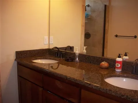 1070 N Haskell St, Central Point, OR 97502 photo 10