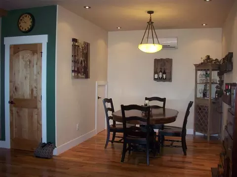 1070 N Haskell St, Central Point, OR 97502 photo 8