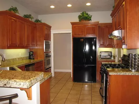 1143 Arrowhead Trl, Eagle Point, OR 97524 photo 4