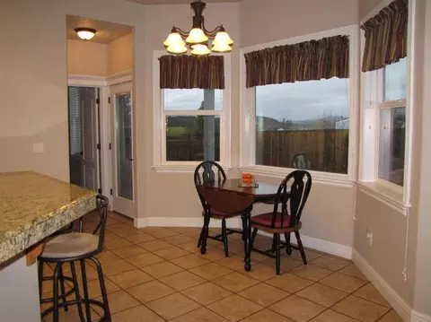 1143 Arrowhead Trl, Eagle Point, OR 97524 photo 6