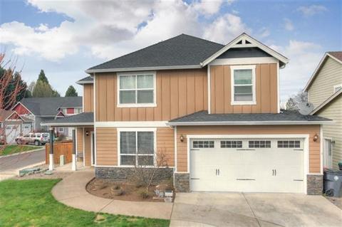 966 Covington, Central Point, OR 97502 photo 2