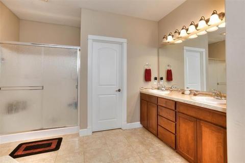966 Covington, Central Point, OR 97502 photo 16