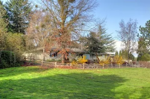 4530 Old Stage Rd, Central Point, OR 97502 photo 22