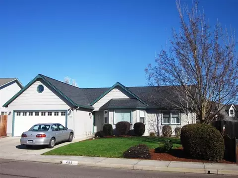 489 Merlee Cir, Eagle Point, OR 97524 photo 1