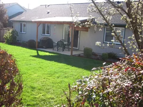 489 Merlee Cir, Eagle Point, OR 97524 photo 14