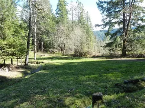 776 Mather Rd, Prospect, OR 97536 photo 3