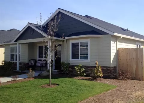 126 Suncrest, Talent, OR 97540 photo 1