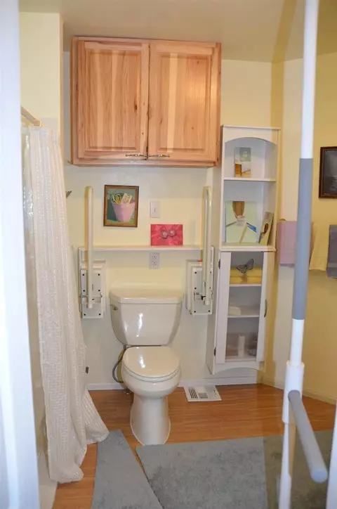 30 Deborah Dr, Talent, OR 97540 photo 16