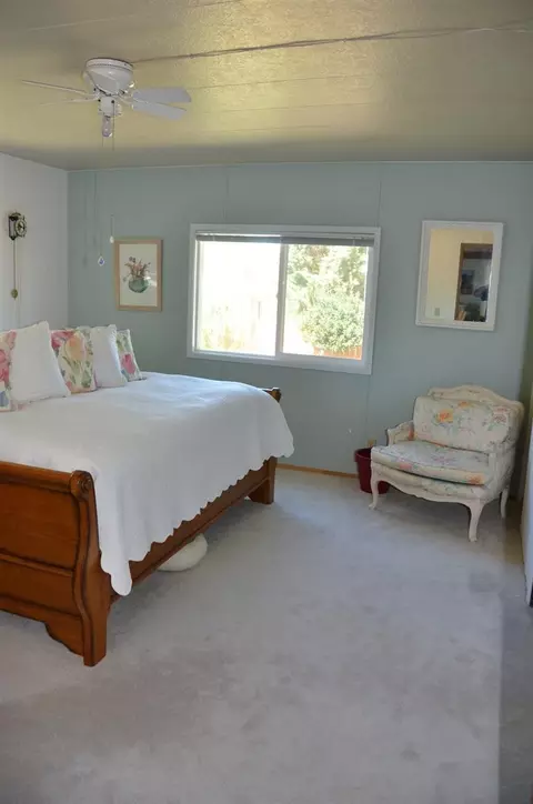30 Deborah Dr, Talent, OR 97540 photo 14