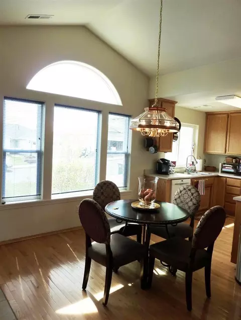 860 Ridgeview Dr, Eagle Point, OR 97524 photo 7