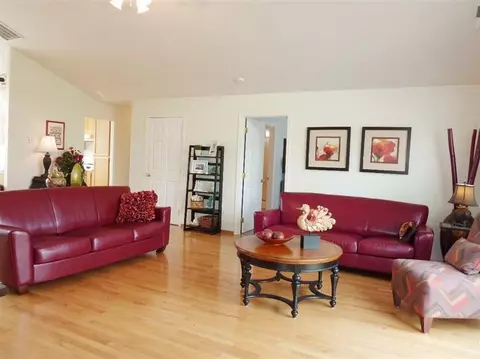 860 Ridgeview Dr, Eagle Point, OR 97524 photo 4