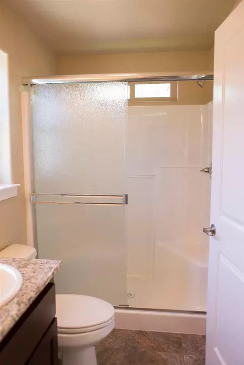 76 Dianne Way, Eagle Point, OR 97524 photo 12