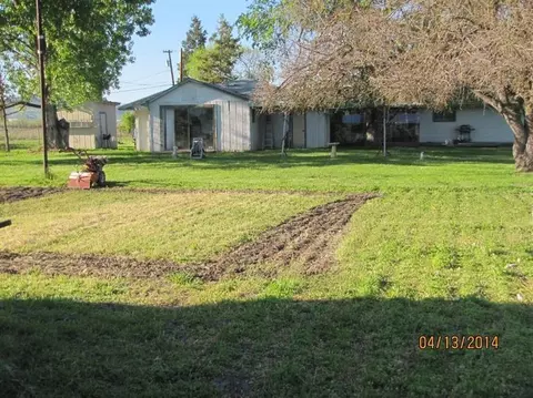 860 E Gregory, Central Point, OR 97502 photo 3