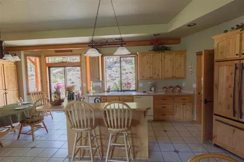 4386 Foothill Rd, Grants Pass, OR 97526 photo 11