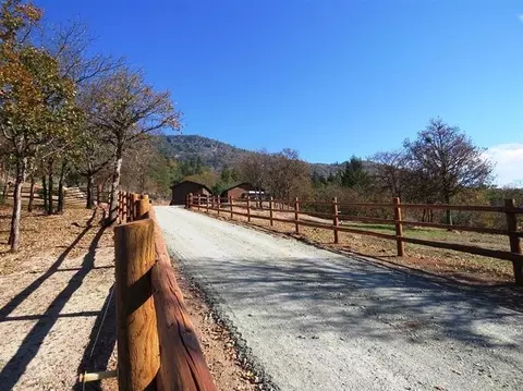 4386 Foothill Rd, Grants Pass, OR 97526 photo 30