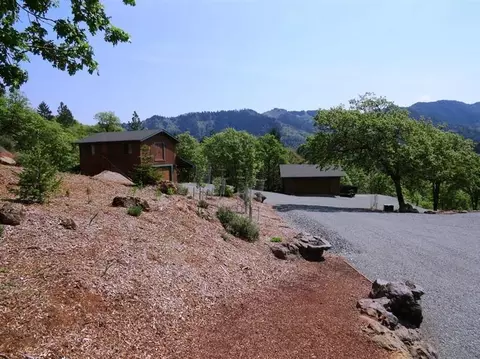 4386 Foothill Rd, Grants Pass, OR 97526 photo 32