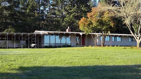 555 Towne St, Grants Pass, OR 97527 photo 1