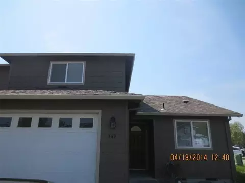 369 Fargo St, Eagle Point, OR 97524 photo 2