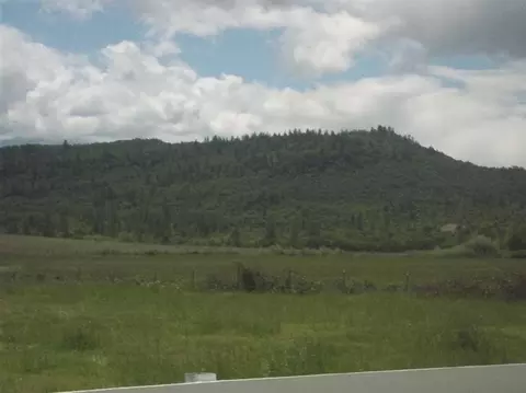 231 Mountain Vw, Eagle Point, OR 97524 photo 3