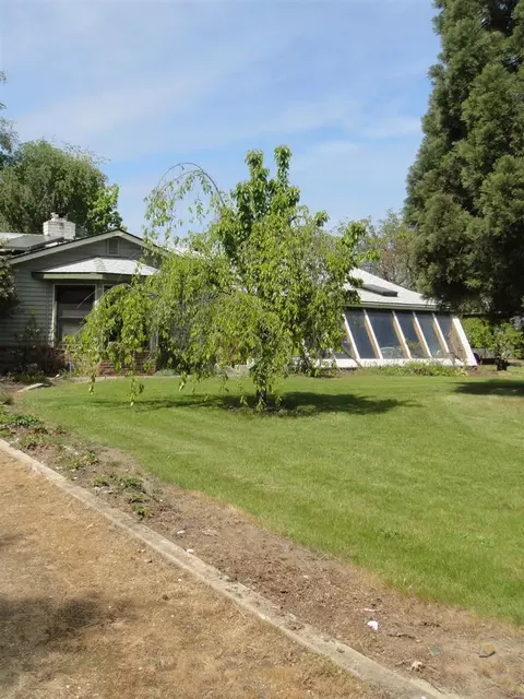 2804 Juniper Ave, Central Point, OR 97502 photo 3