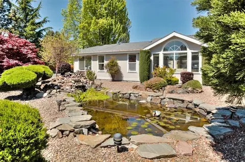 555 Freeman Rd #222, Central Point, OR 97502 photo 2
