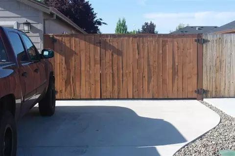245 Willow Bend Way, Central Point, OR 97502 photo 2