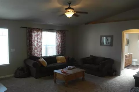 245 Willow Bend Way, Central Point, OR 97502 photo 4