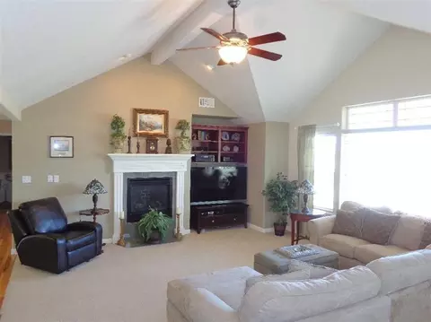 312 Meadow View Dr, Phoenix, OR 97535 photo 9
