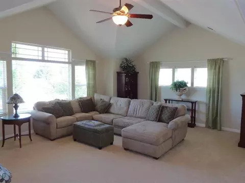 312 Meadow View Dr, Phoenix, OR 97535 photo 8
