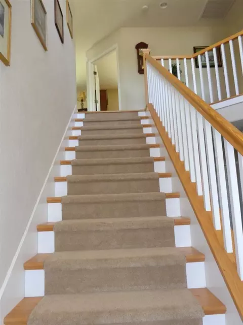 312 Meadow View Dr, Phoenix, OR 97535 photo 4