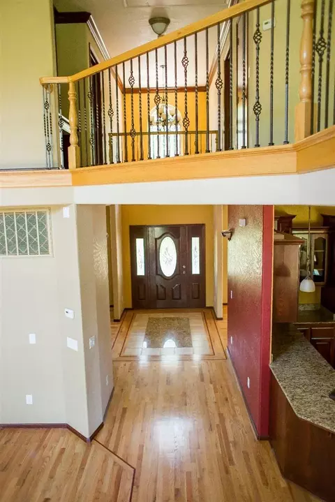 1020 E Dutton Rd, Eagle Point, OR 97524 photo 5