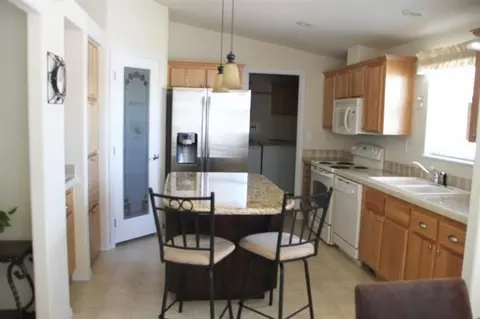 555 Freeman Rd #48, Central Point, OR 97502 photo 4